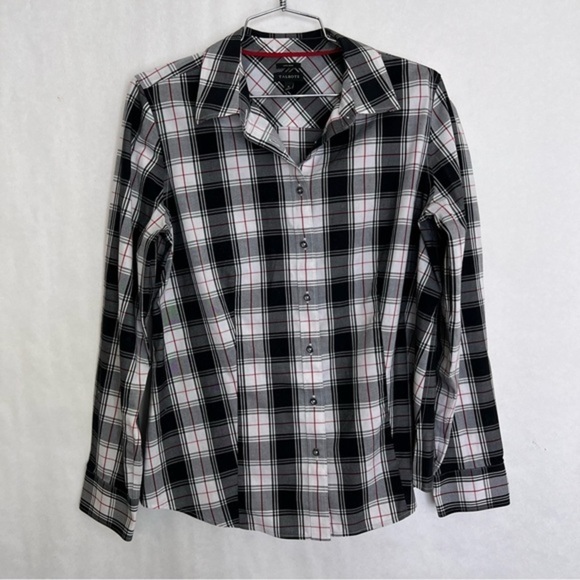 5/$25 Talbot no iron plaid button up black red white size 8 - Picture 1 of 3